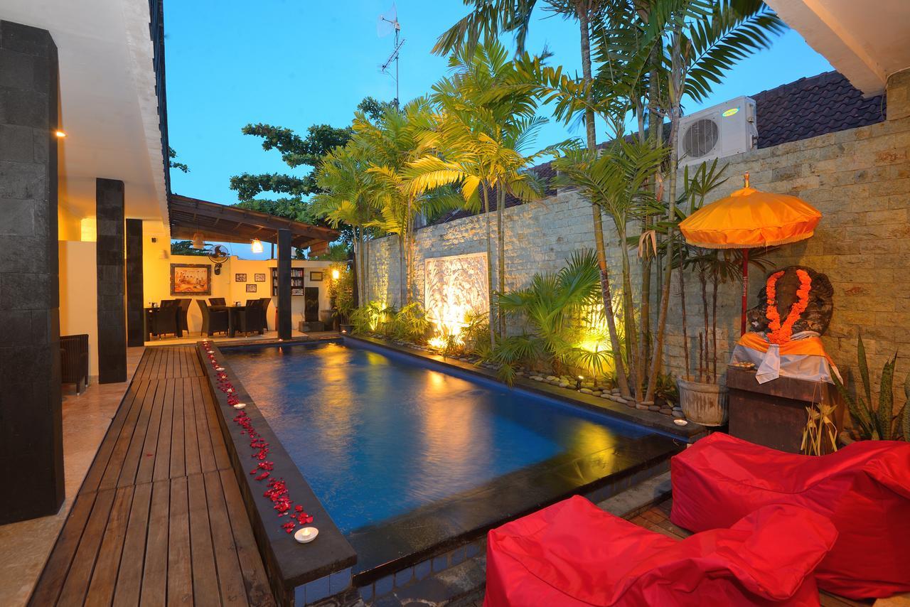 Andari Legian Hotel Bali Екстер'єр фото